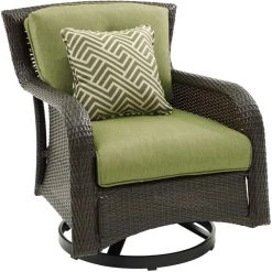 Hanover Strathmere 4 pc. Outdoor Lounge Set in Cilantro Green, STRATH4PCSW-S-GRN 19 Hanover Strathmere 4 pc. Outdoor Lounge Set in Cilantro Green, STRATH4PCSW-S-GRN -Hanover Sales 1342830 A6